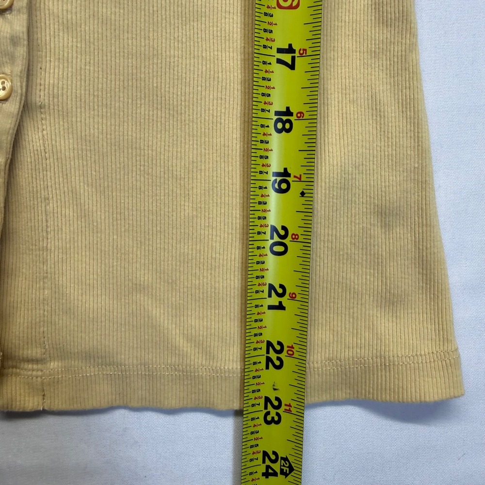 Reformation Raelynn Knit Top Blonde Ribbed Button Front Baby Tee XL - Picture 7 of 8